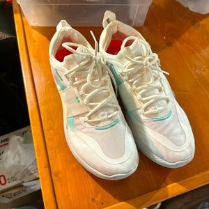 White RYKÄ SNEAKERS